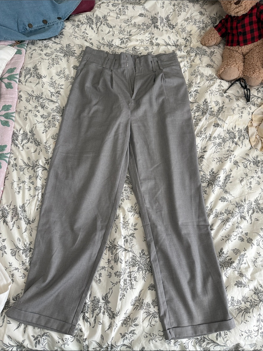 Forever 21 womens  Light Gray Dress Pants
